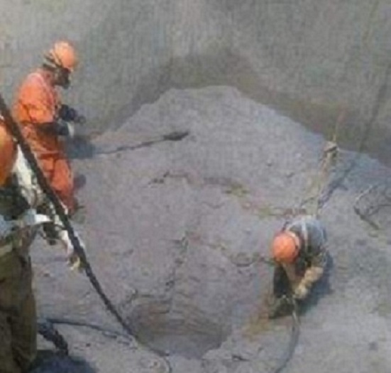 安徽粉煤灰?guī)烨鍘旃?安全為先,打造專業(yè)清庫團(tuán)隊(duì)