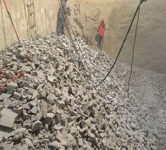 電廠灰?guī)烨鍘?kù):專業(yè)團(tuán)隊(duì),精細(xì)清庫(kù),安全無(wú)憂