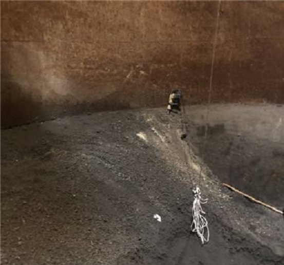 電廠灰?guī)烨鍘?kù):技術(shù)精湛,經(jīng)驗(yàn)豐富的清庫(kù)團(tuán)隊(duì)